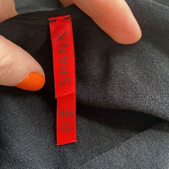 SPANX Black Slimmer & Shine Open Bust Bodysuit Shapewear Size Medium - Picture 5 of 7